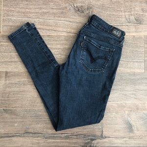 Levi’s stretch skinny jeans